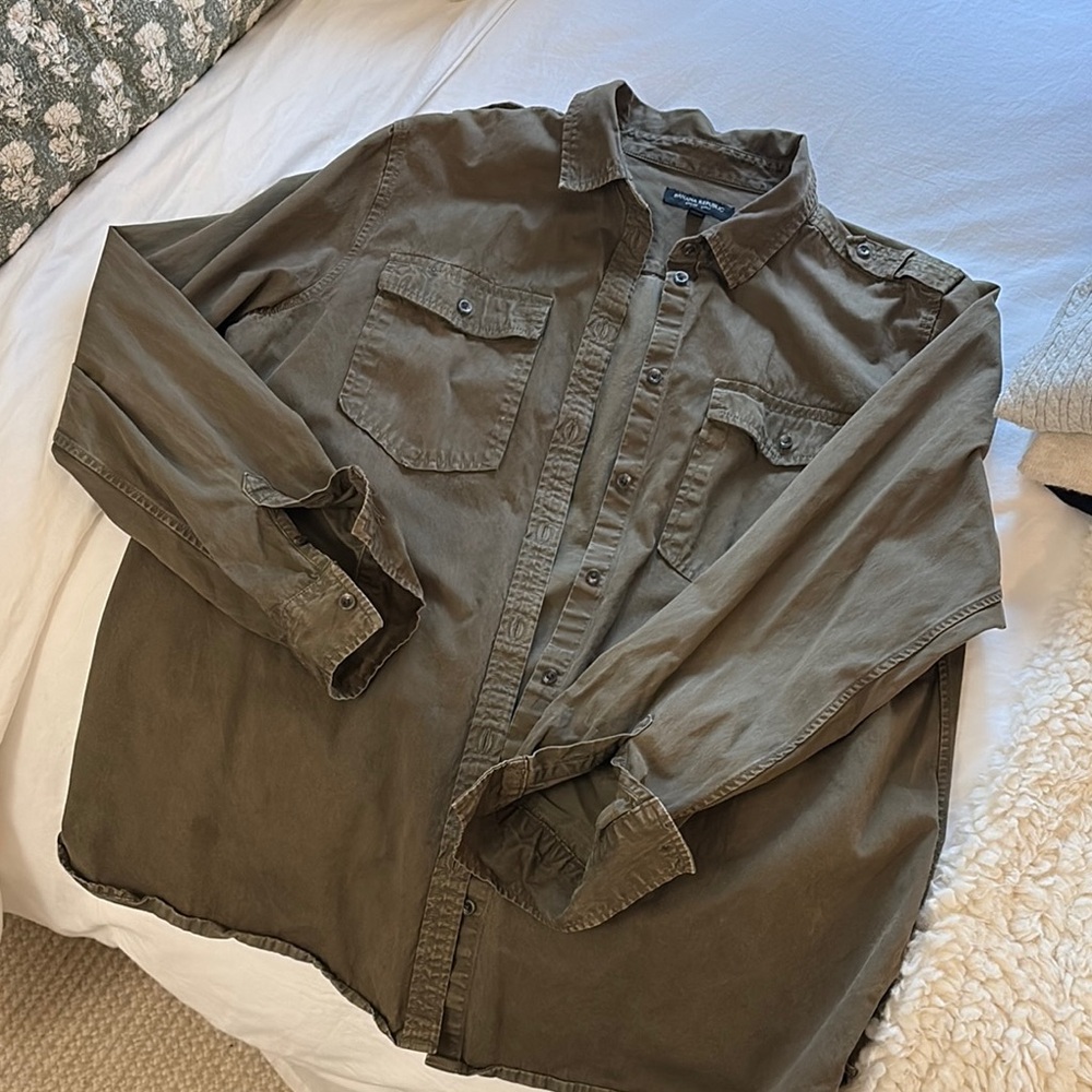 Men's Olive Green Button-Up Jacket